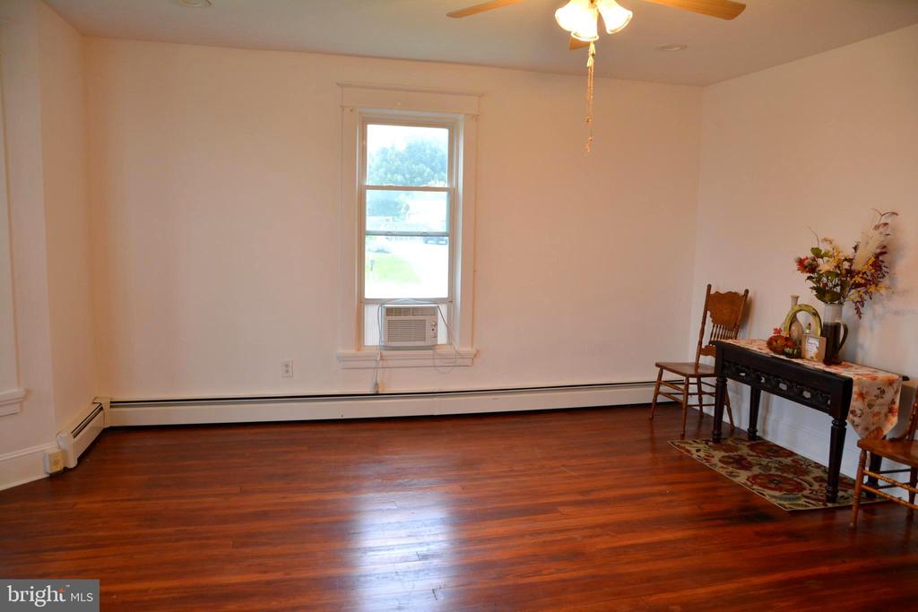 3707 Jefferson Pike