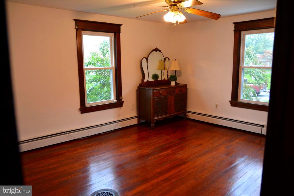 3707 Jefferson Pike