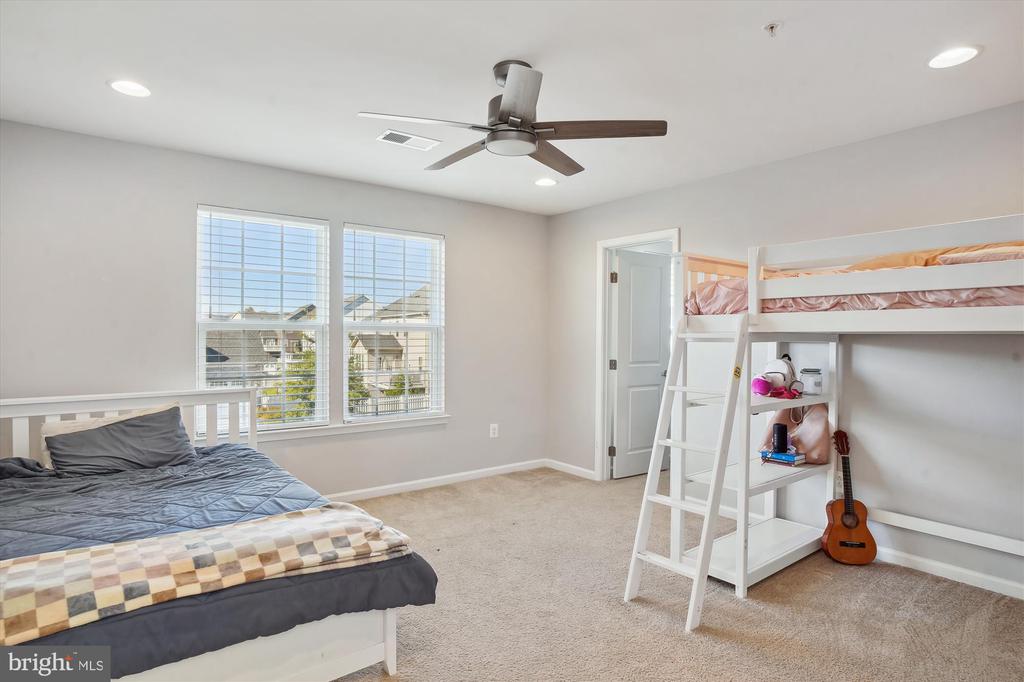 413 Potomac View Pkwy