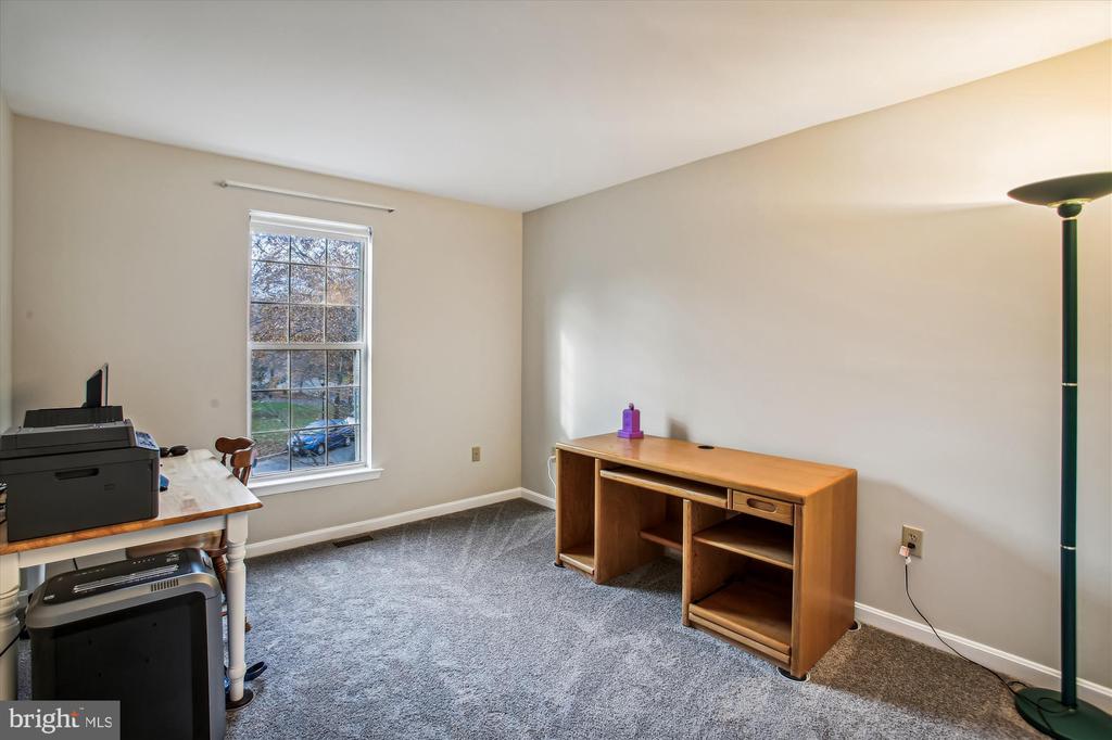 1031 Dulaney Mill Dr