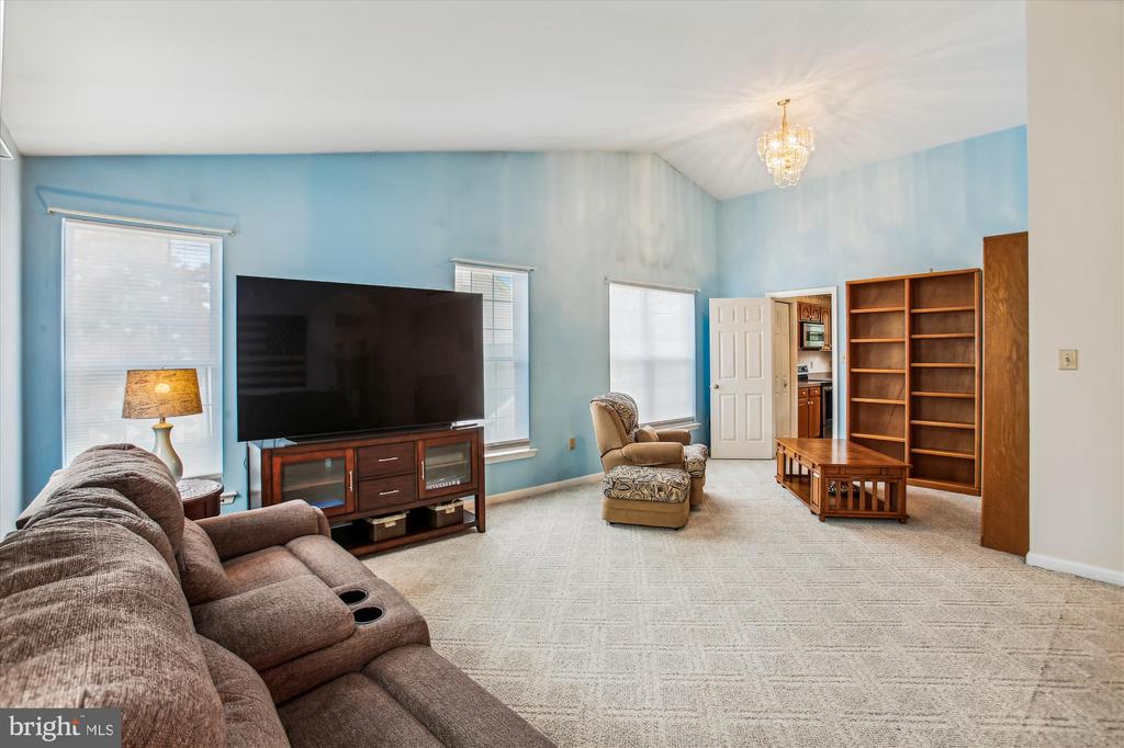 1031 Dulaney Mill Dr