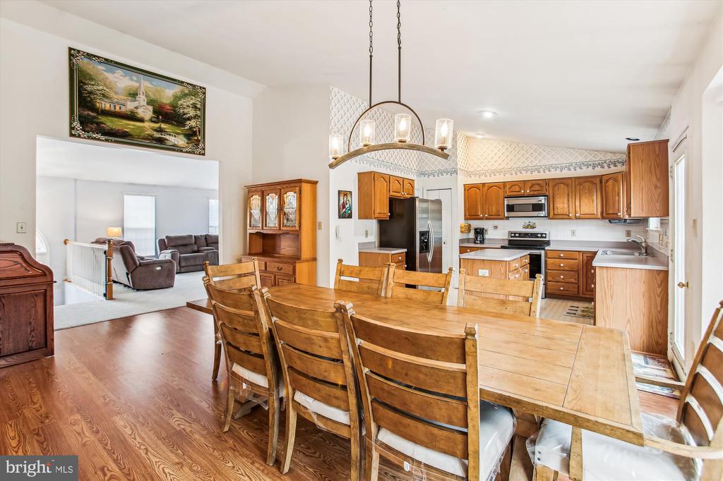 1031 Dulaney Mill Dr