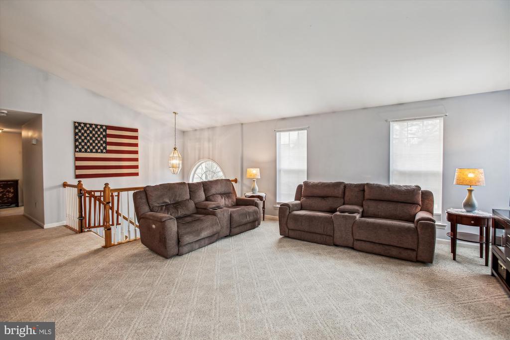 1031 Dulaney Mill Dr