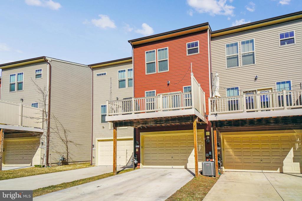 817 Badger Ave