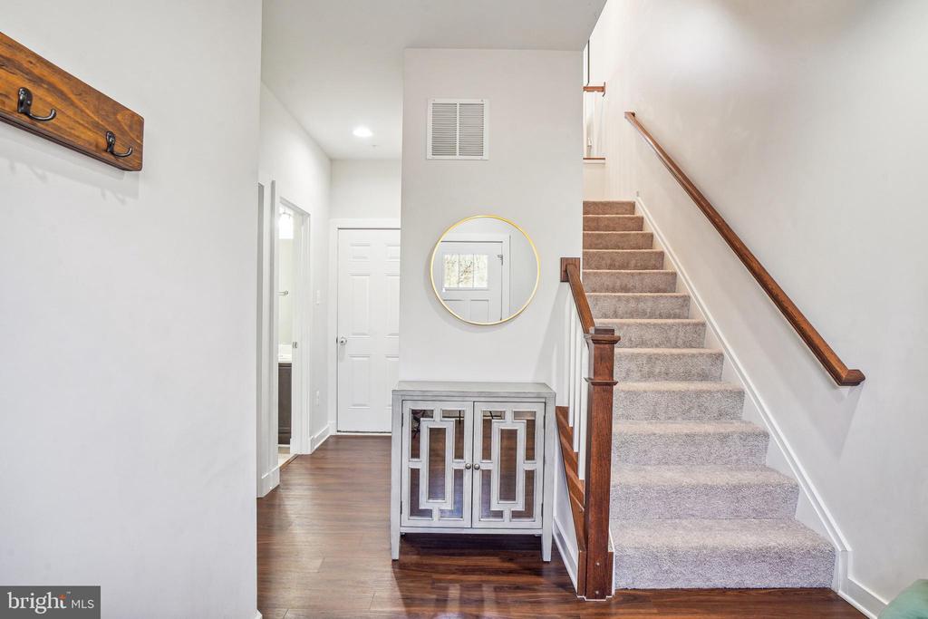 817 Badger Ave