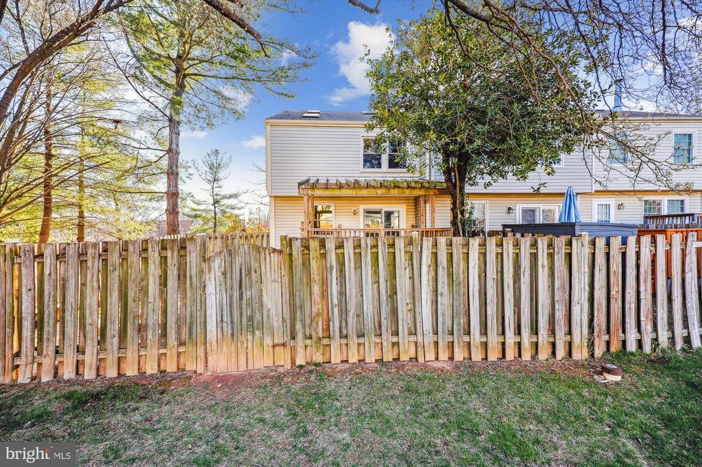 6431 Tarrington Ct