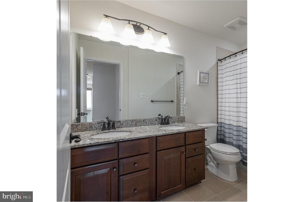 1102 Dargon Quarry Ln