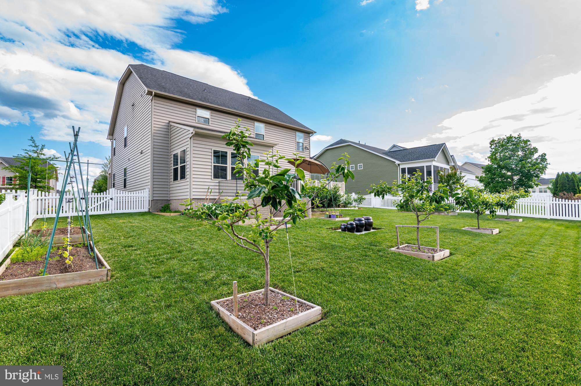 1102 Dargon Quarry Ln