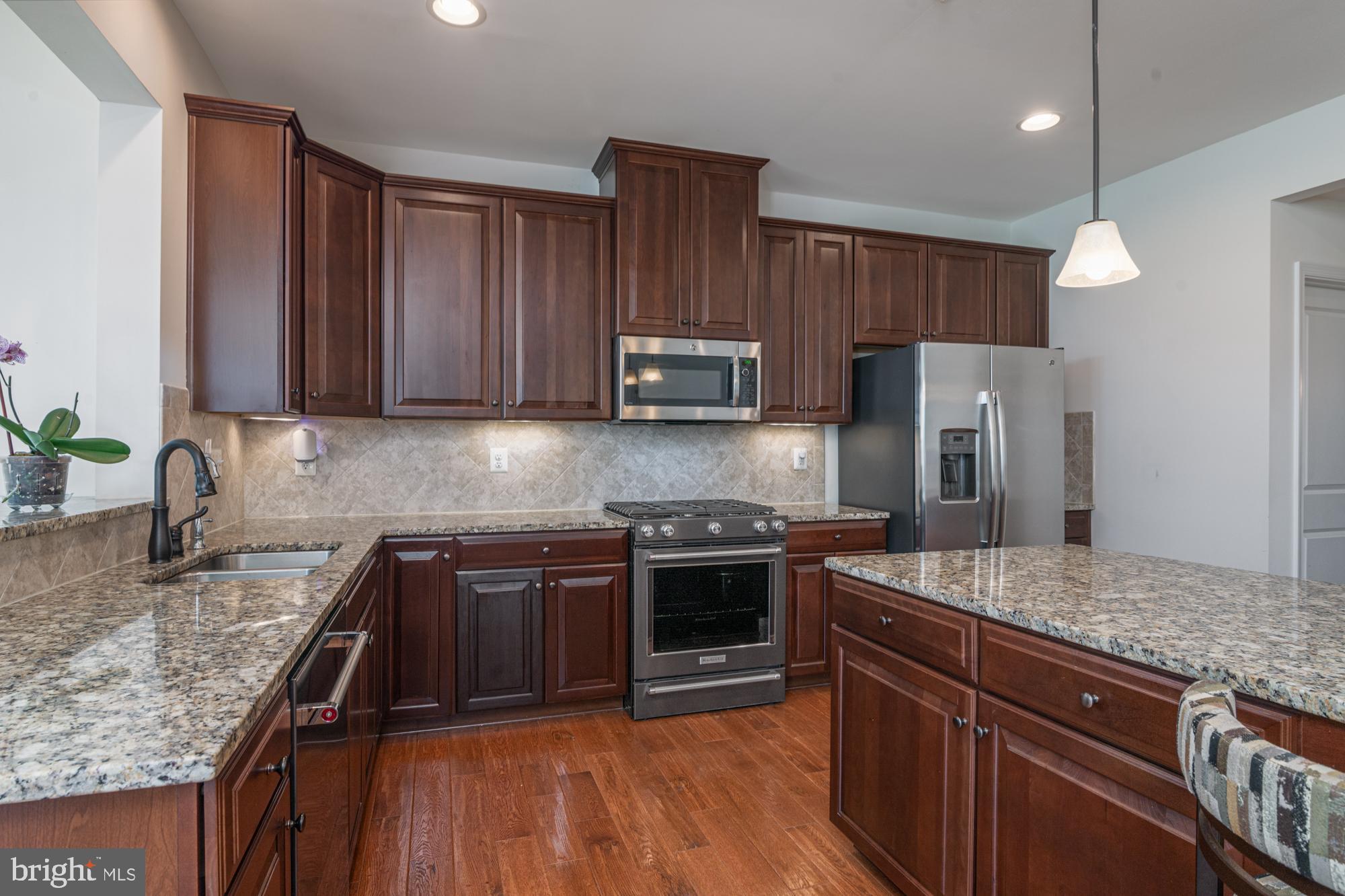 1102 Dargon Quarry Ln