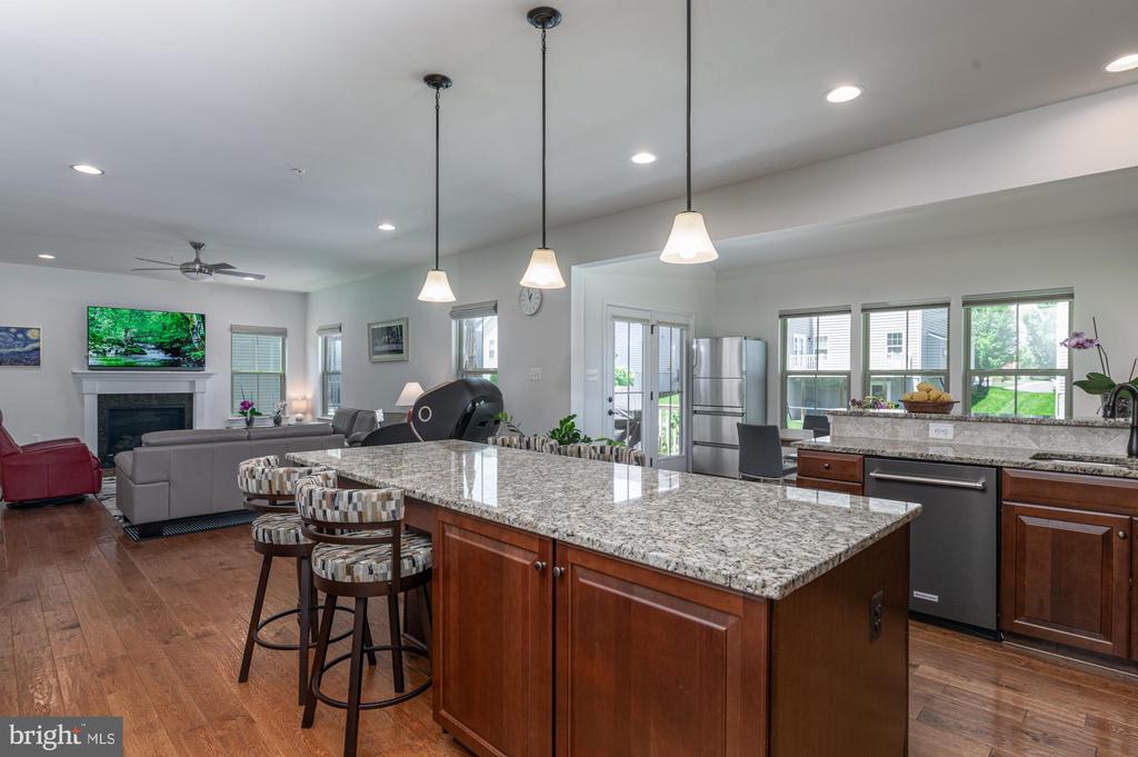 1102 Dargon Quarry Ln