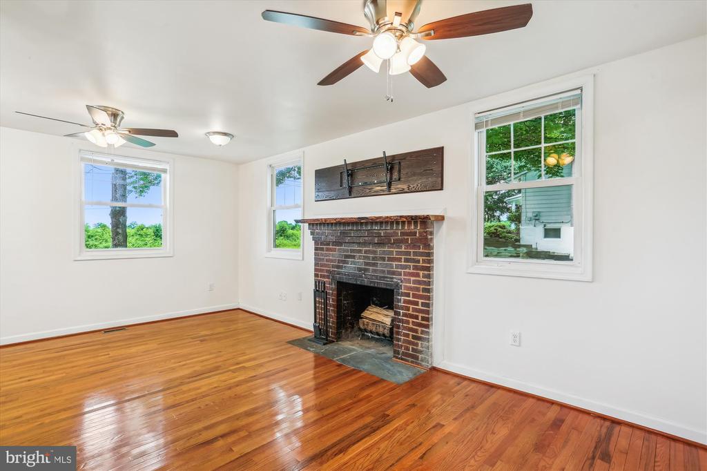 11008 Liberty Rd