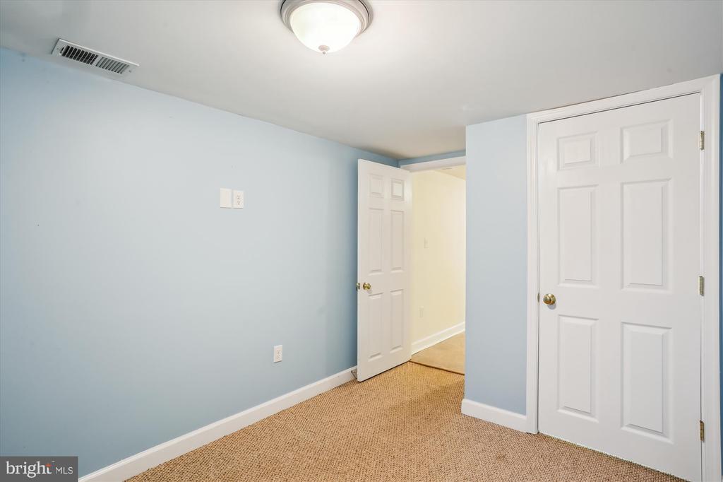 11008 Liberty Rd