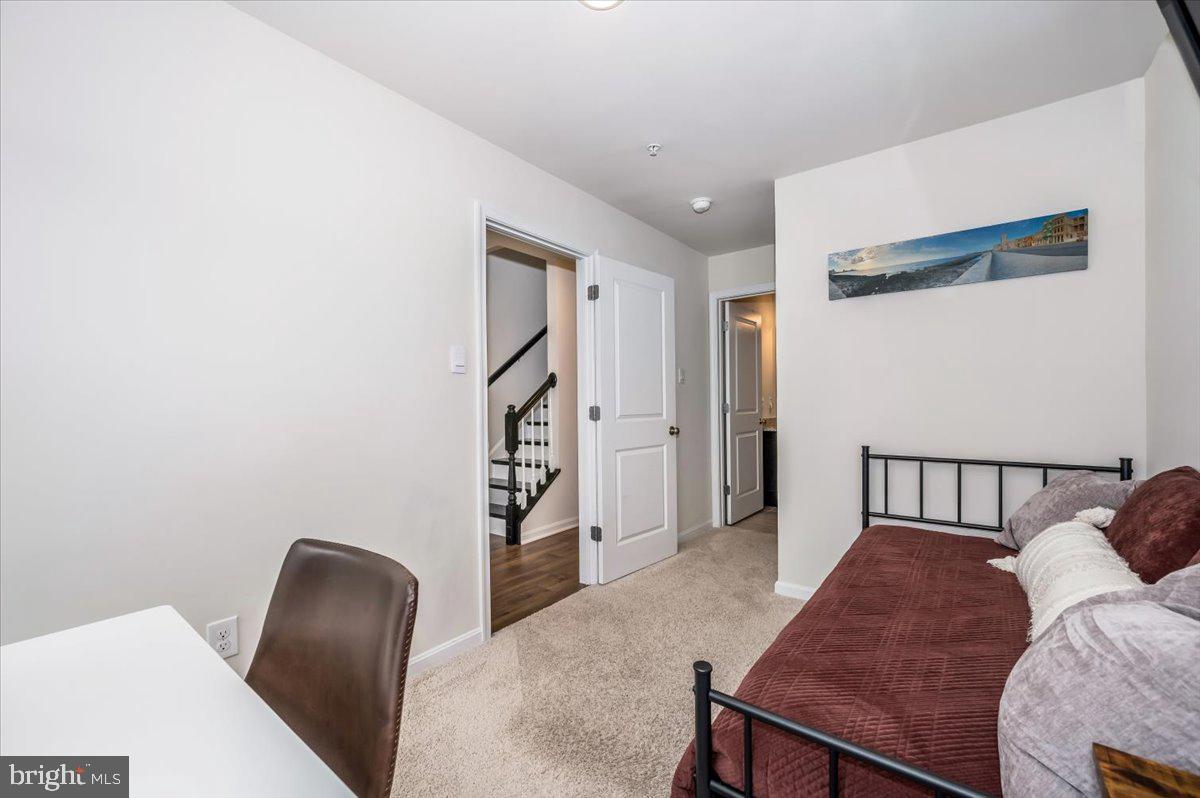 826 Creekway Dr