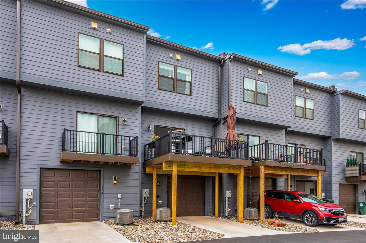 826 Creekway Dr