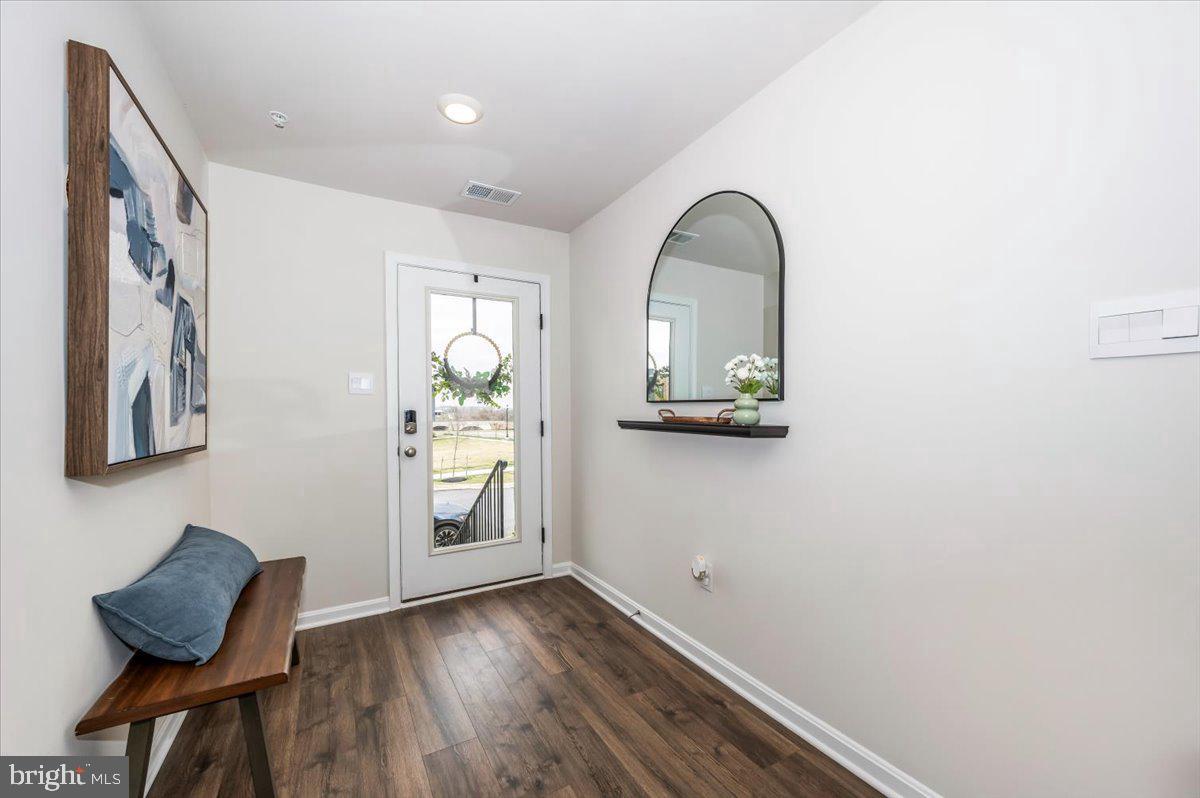 826 Creekway Dr