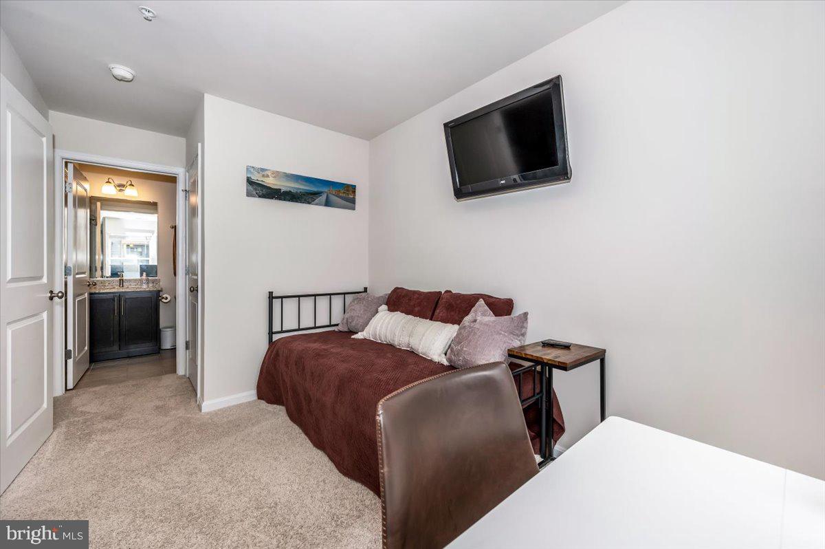 826 Creekway Dr
