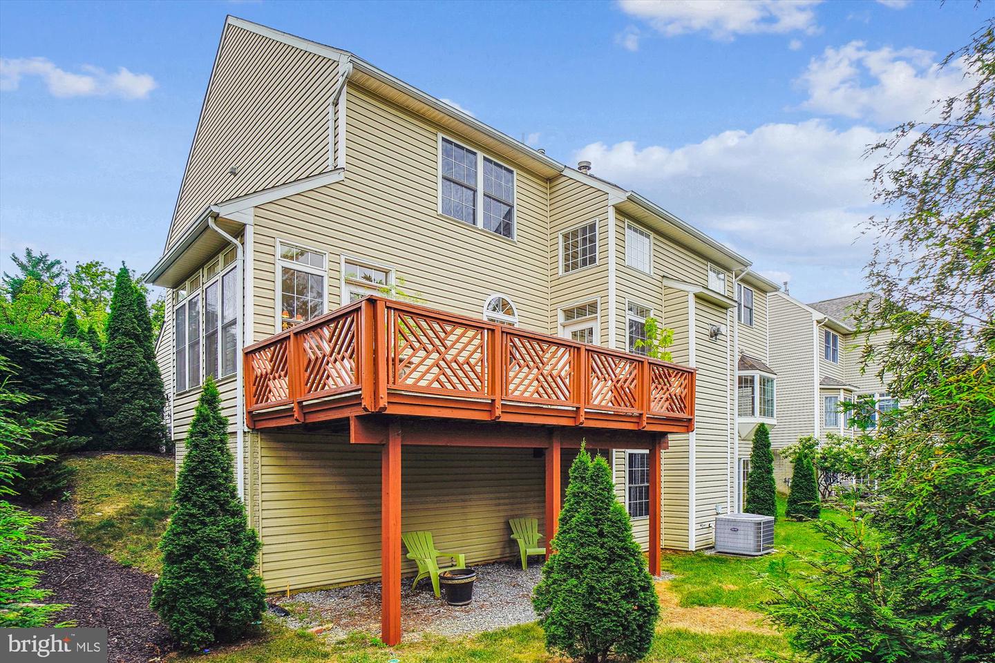 2523 Bear den Rd