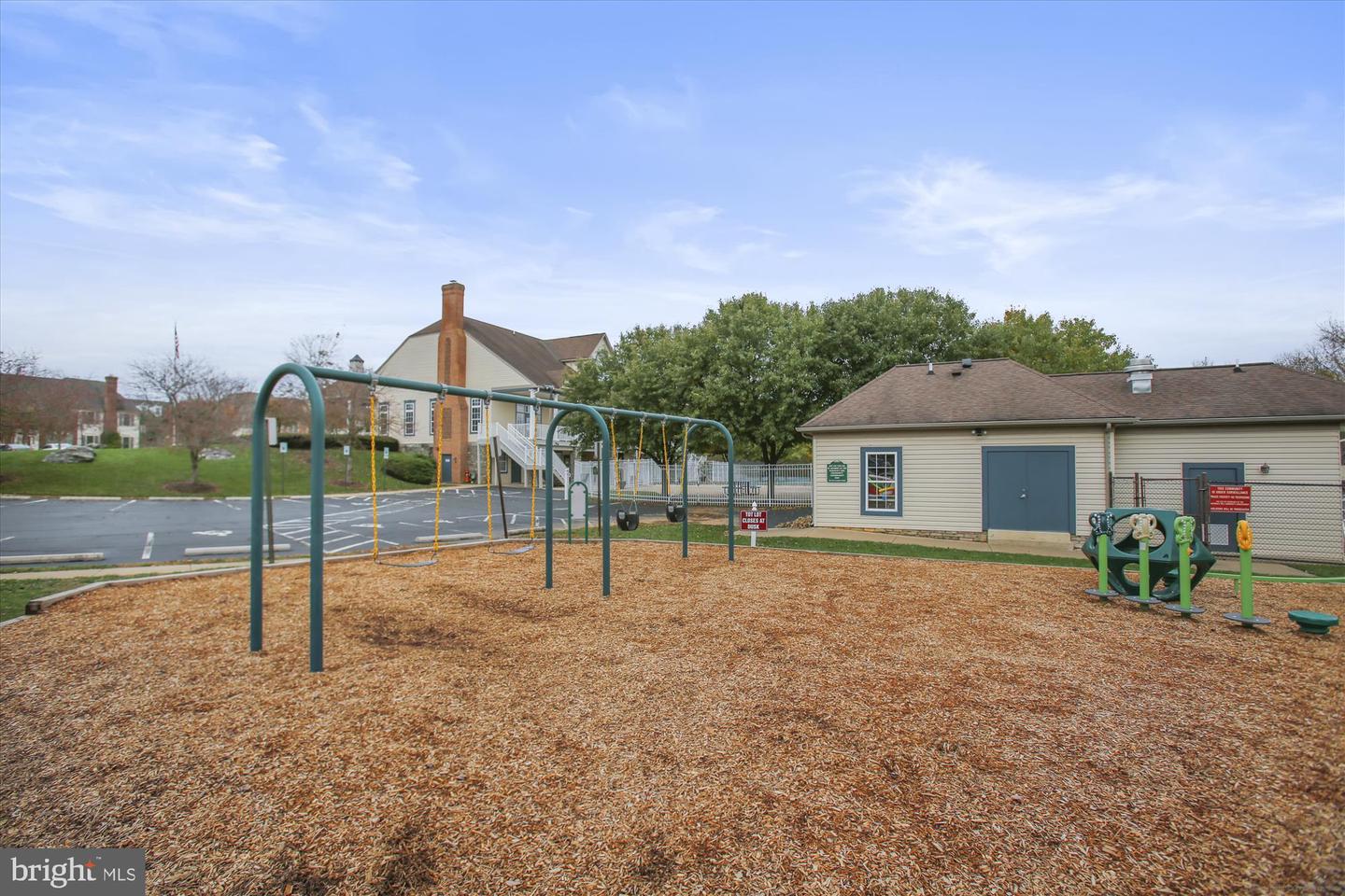 2523 Bear den Rd