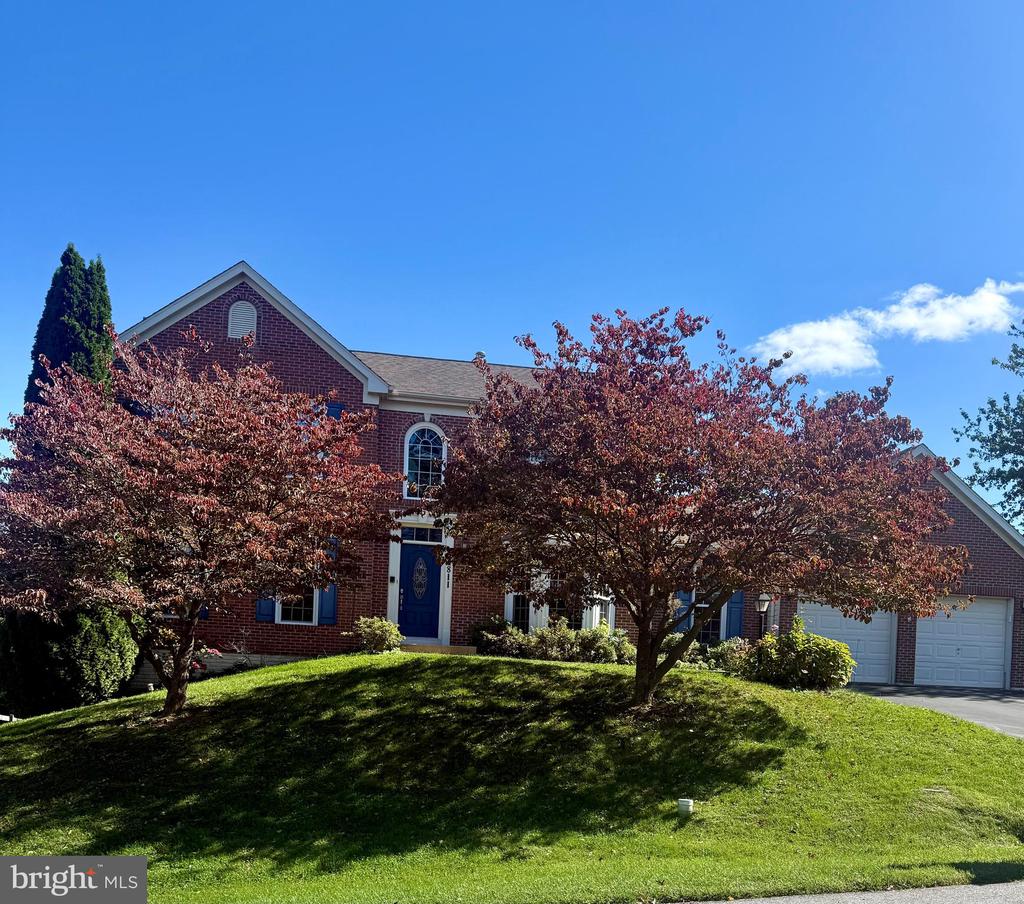 4811 STOCKTON COURT