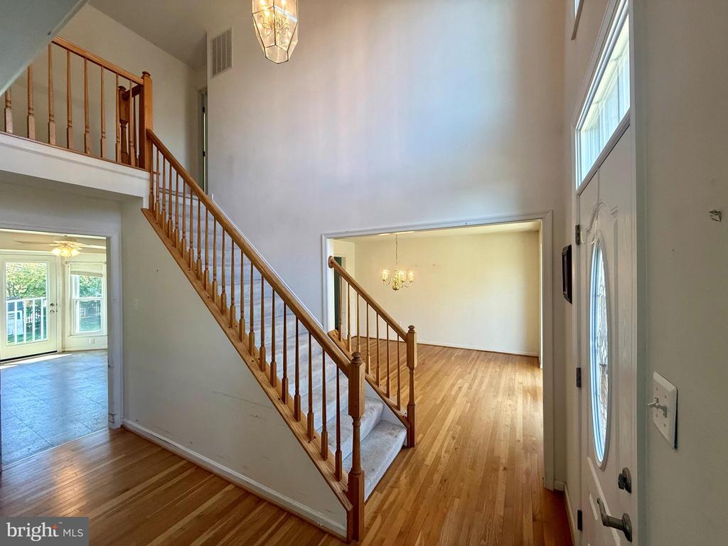 4811 STOCKTON COURT