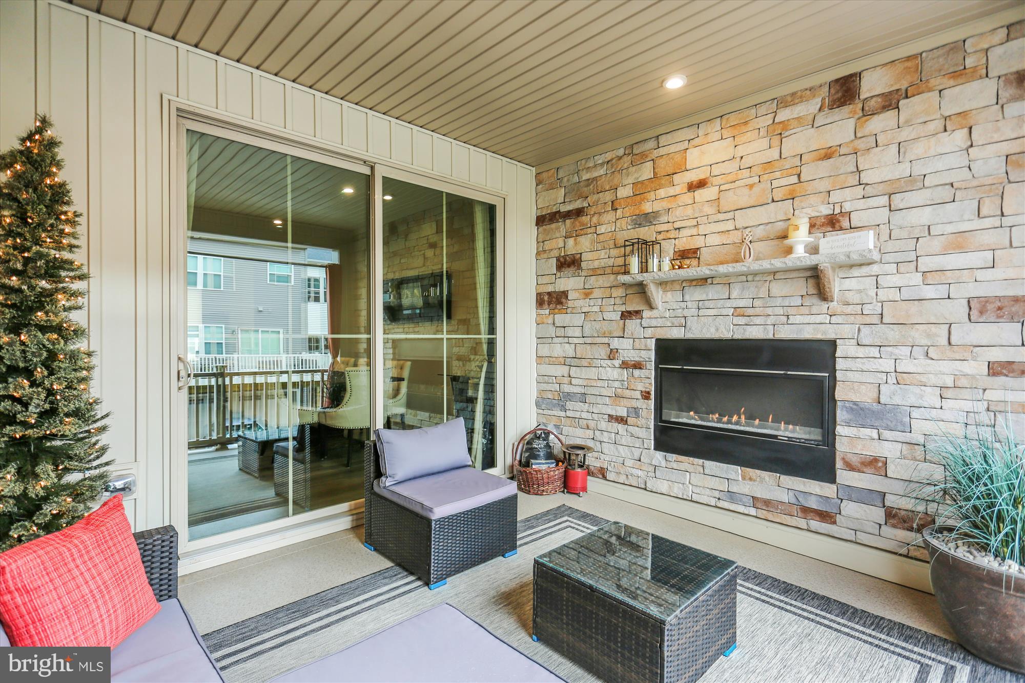 5912 GARDEN WALK DRIVE