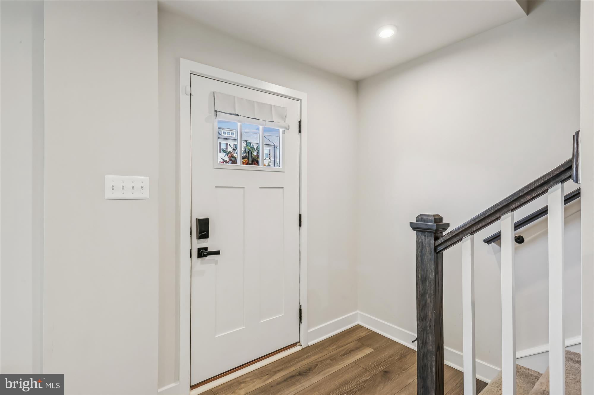 5912 GARDEN WALK DRIVE