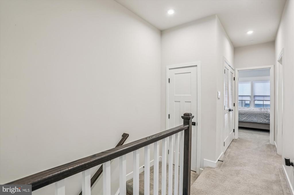 5912 GARDEN WALK DRIVE