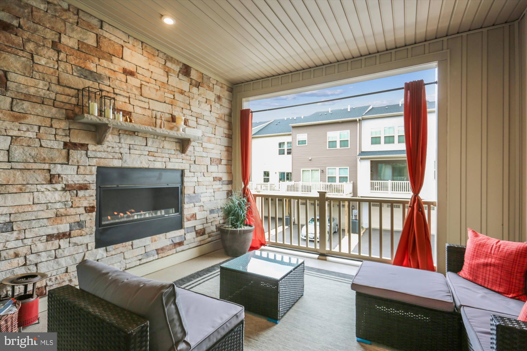 5912 GARDEN WALK DRIVE