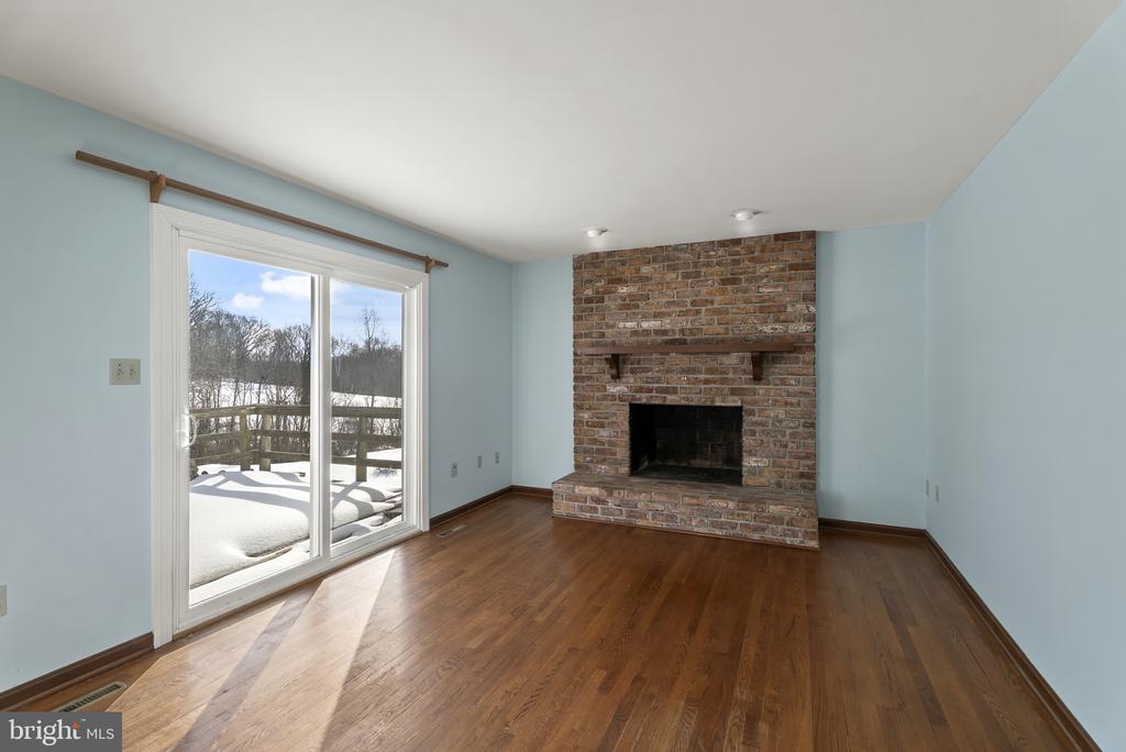 7823 TIMMONS ROAD