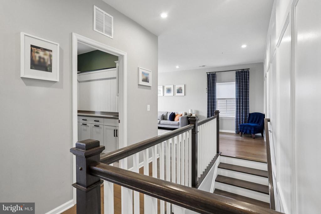 1109 SAXTON DRIVE