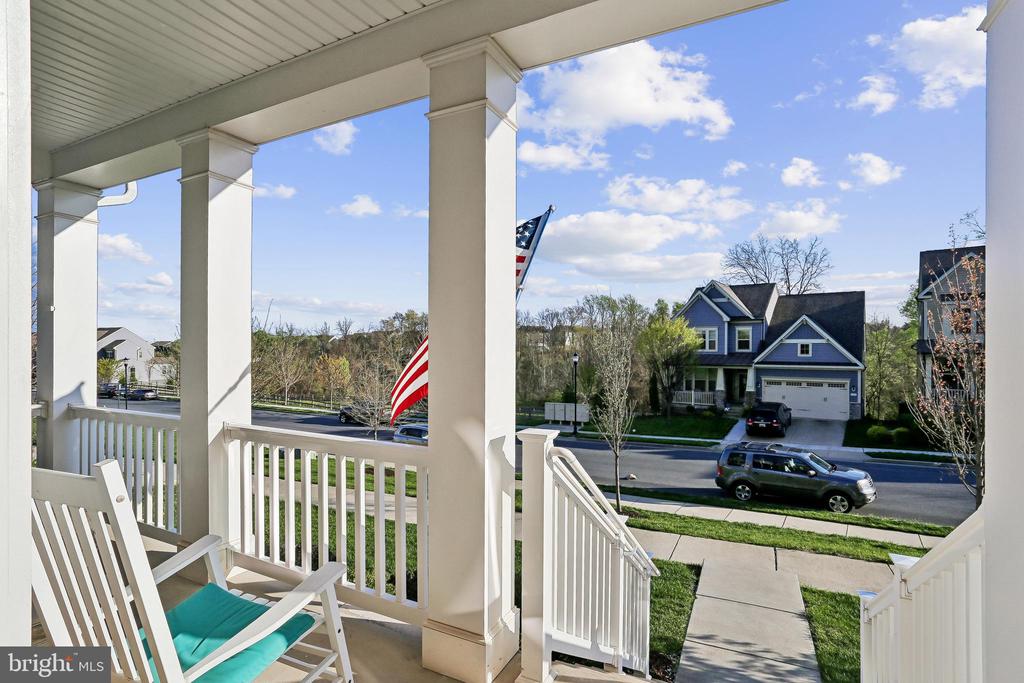 1109 SAXTON DRIVE