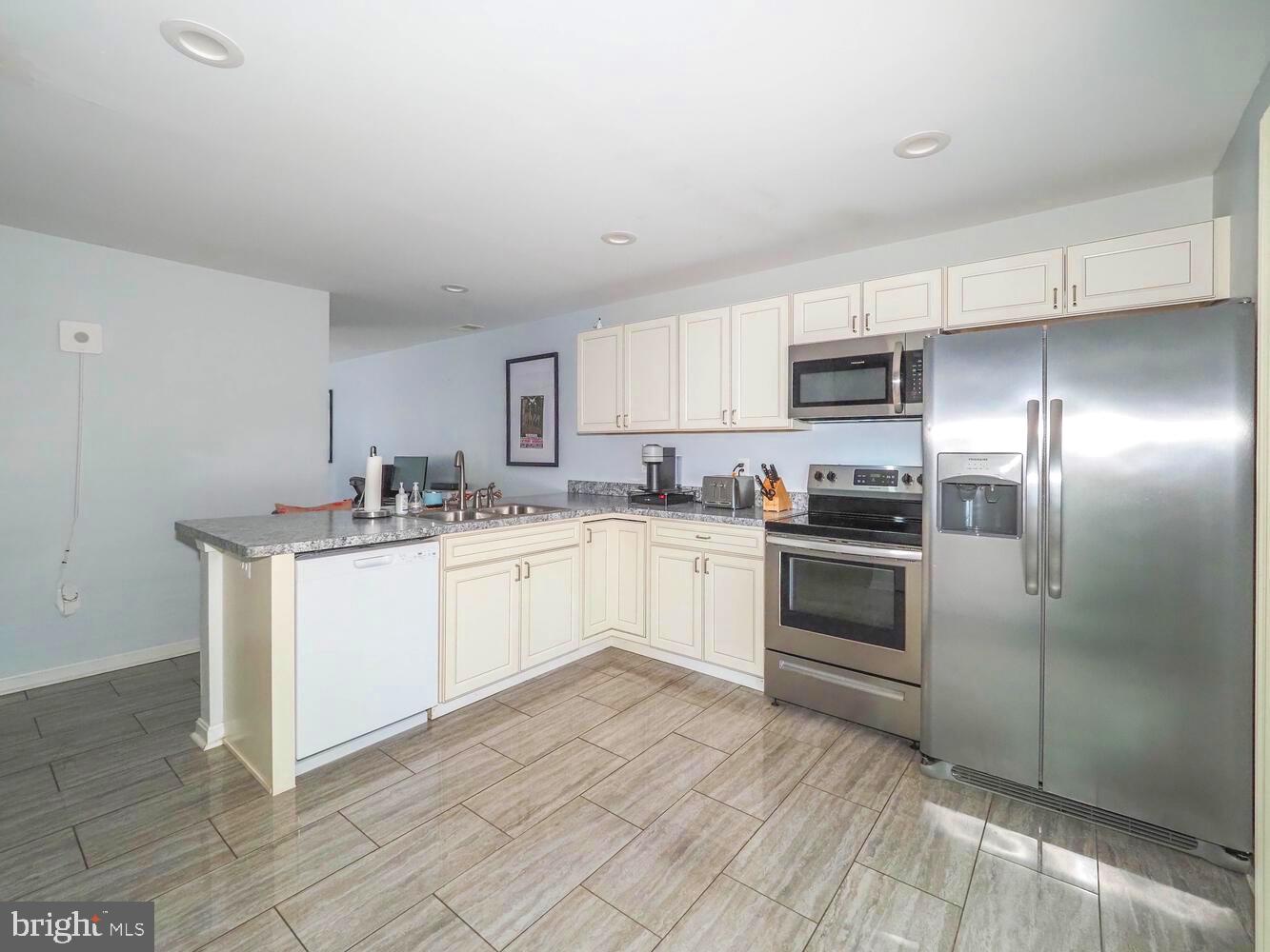 118 HAVERHILL ROAD