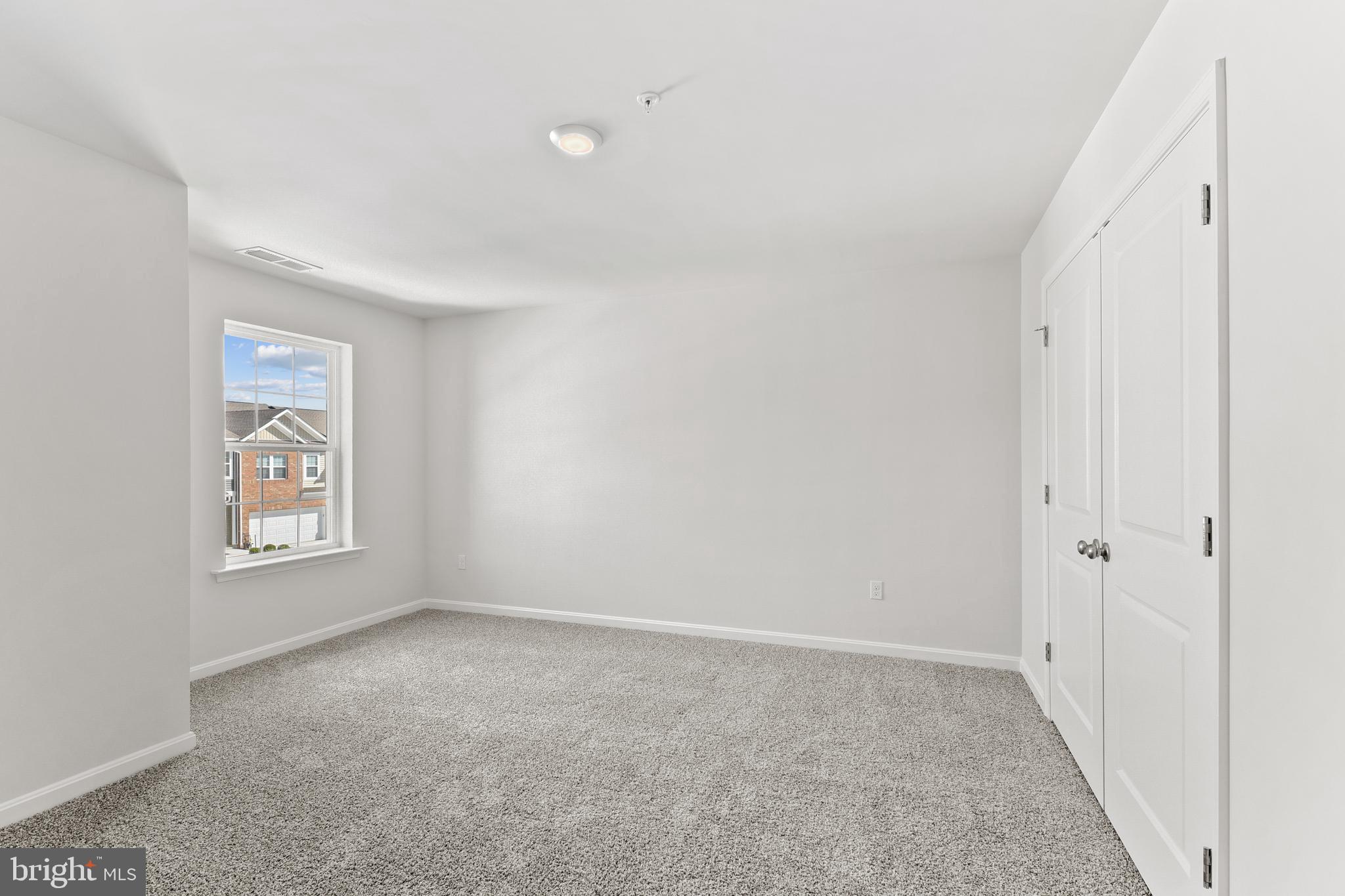 111 Correri St