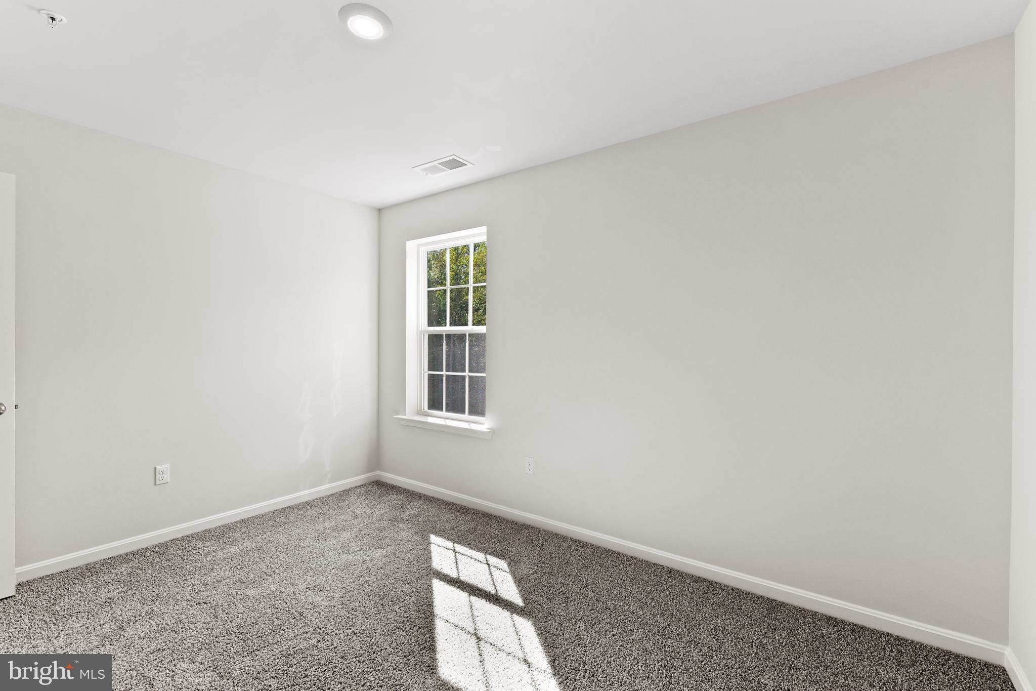 111 Correri St