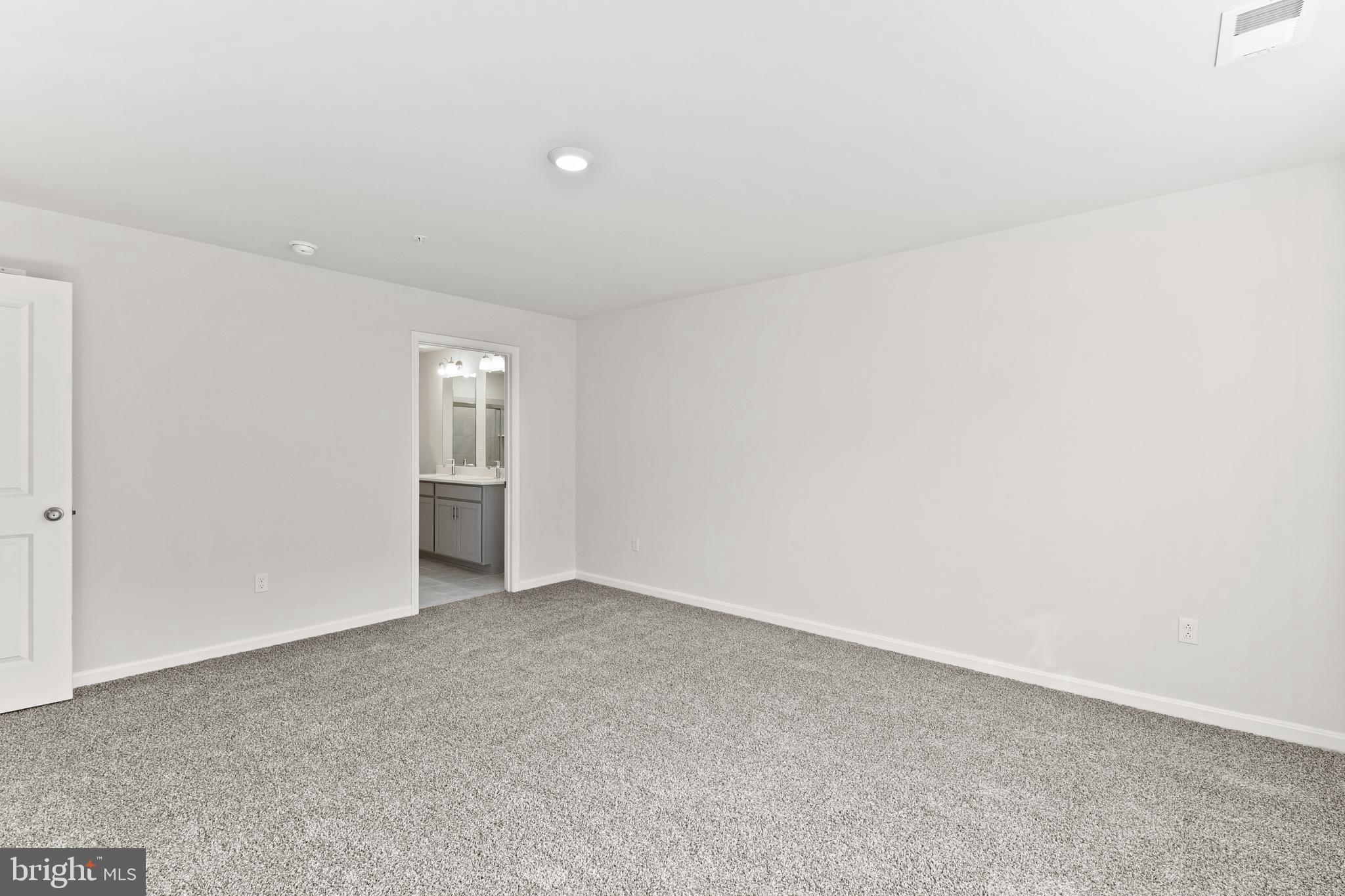 111 Correri St