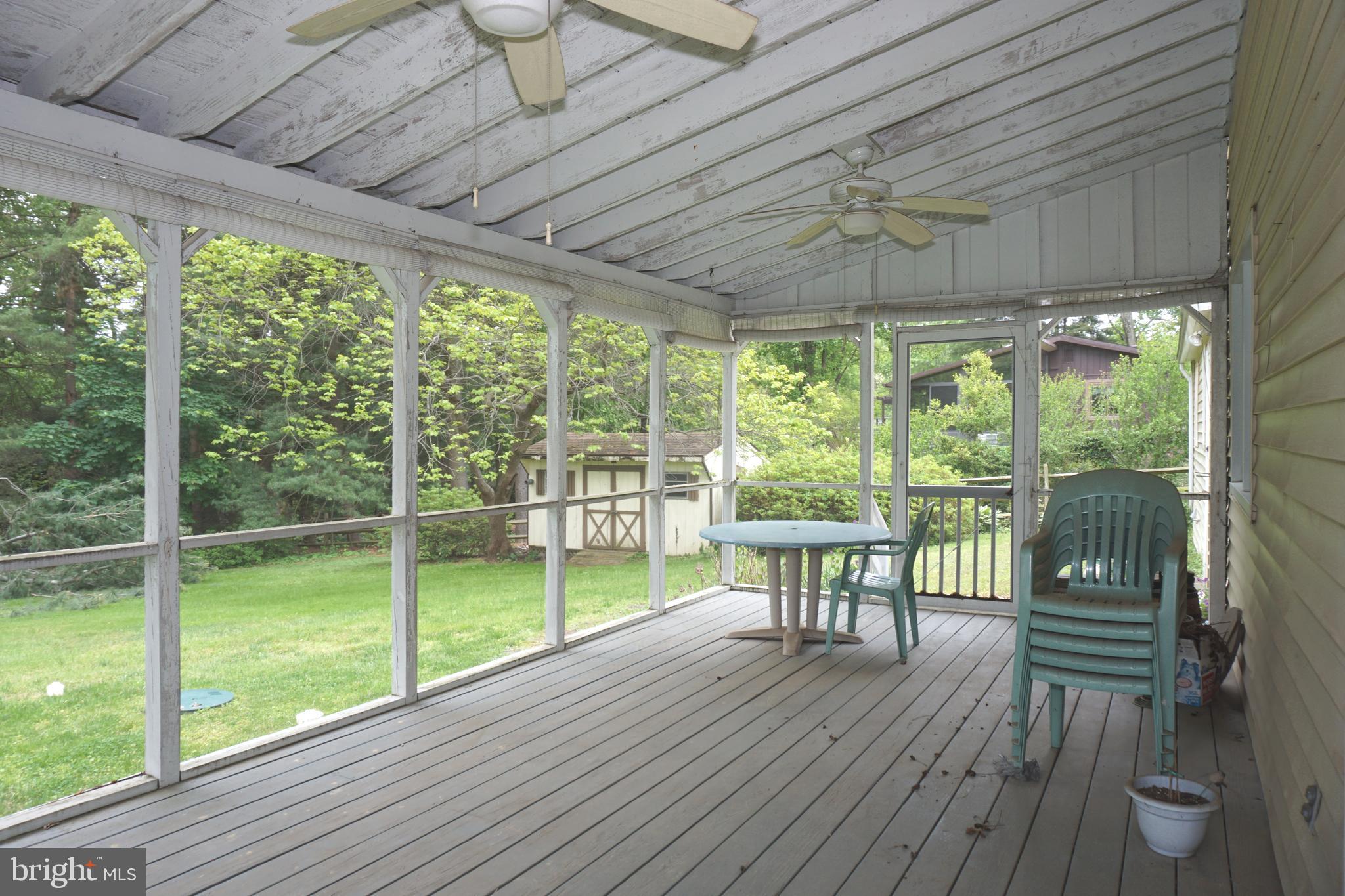 1304 CHEZ COURT
