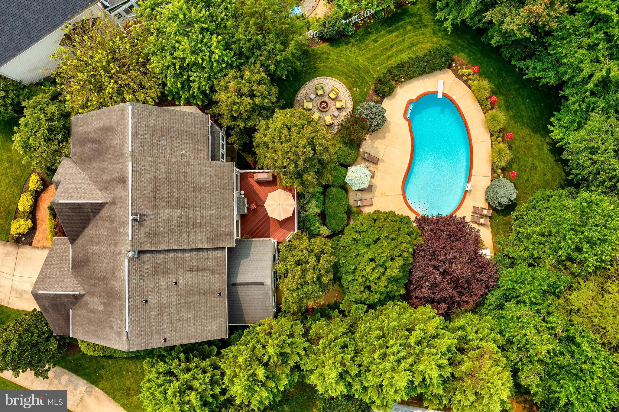 6116 NIGHTROSE COURT