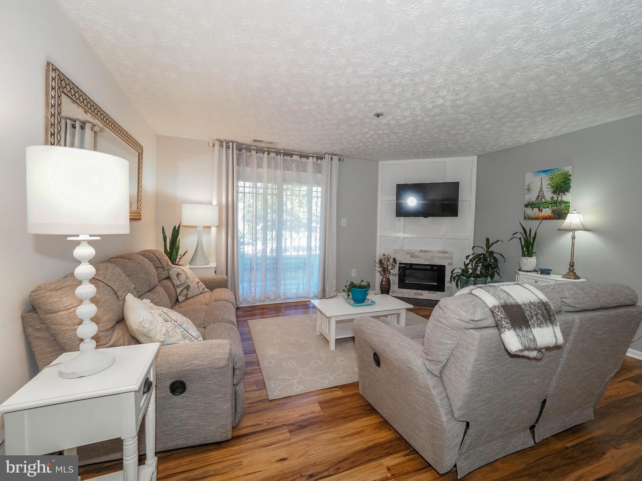 6460 GREEN FIELD ROAD Unit: 2-201
