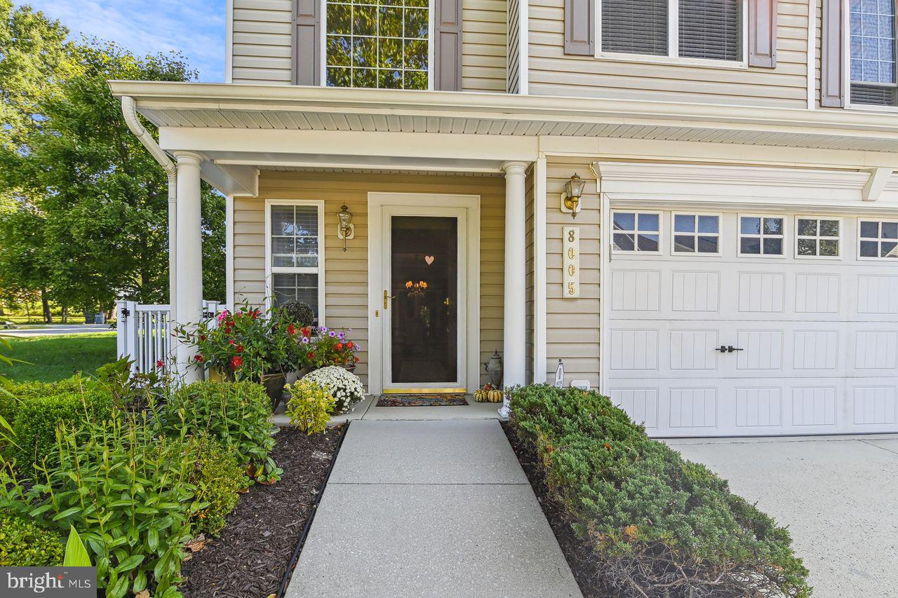 8005 JANE GARTH Unit: 22