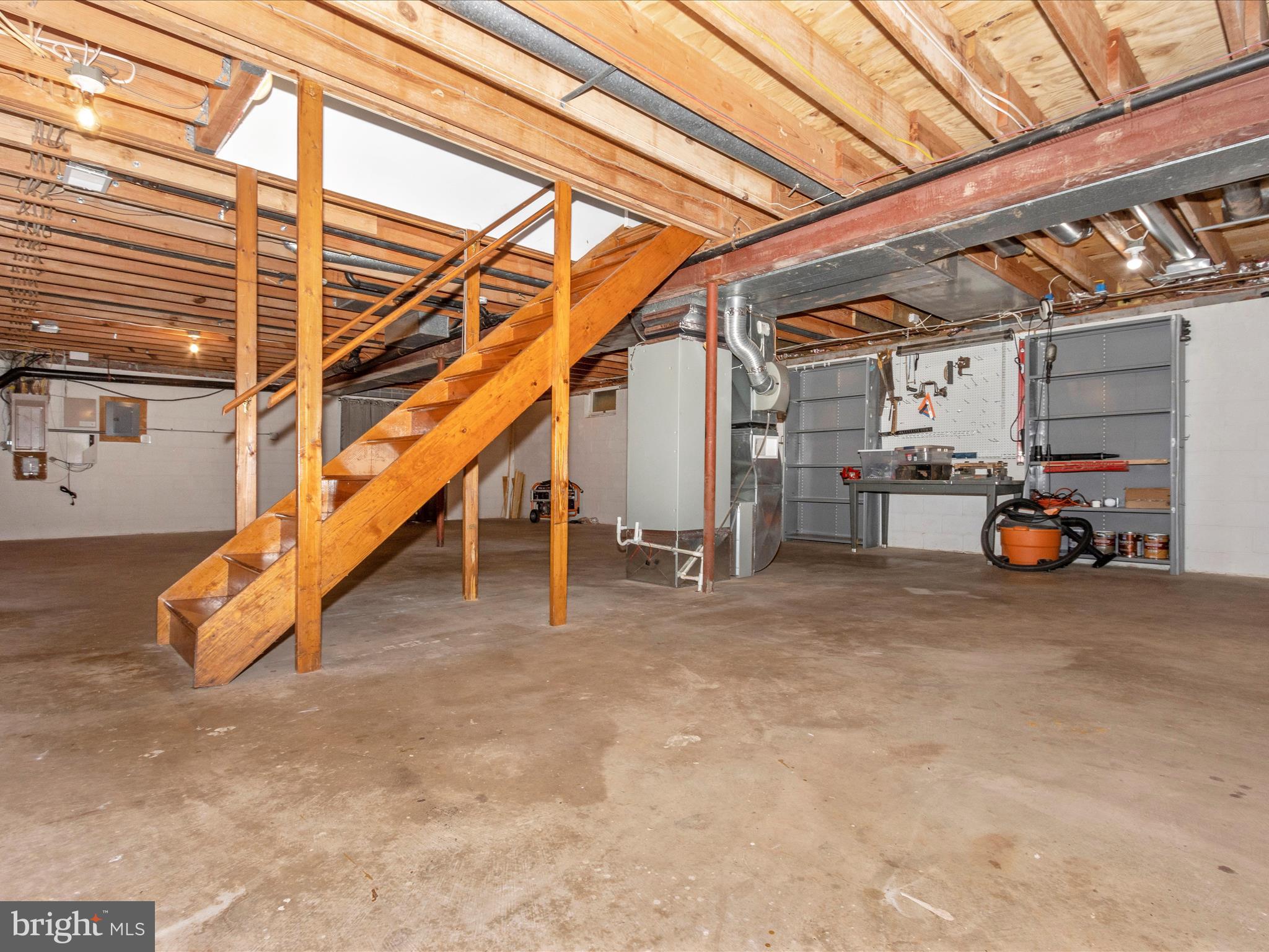 4085 Sharp ROAD