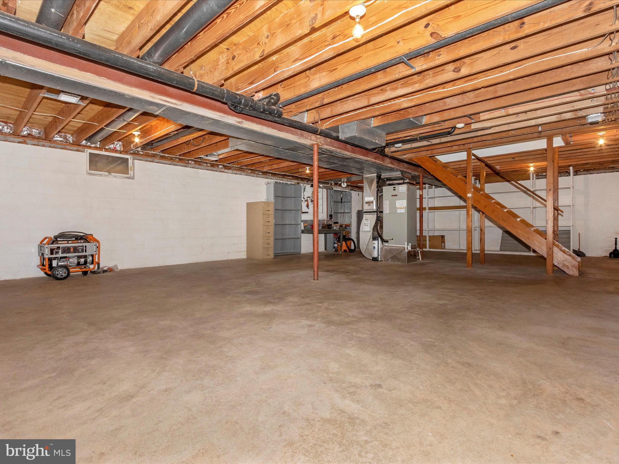 4085 Sharp ROAD