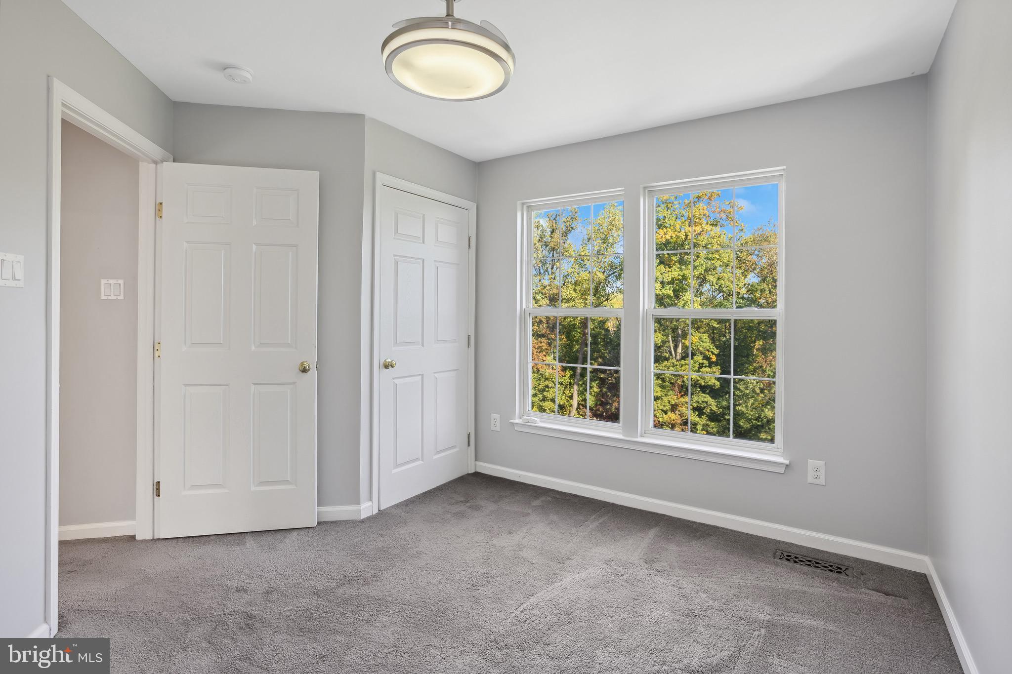 5937 Sandy RIDGE