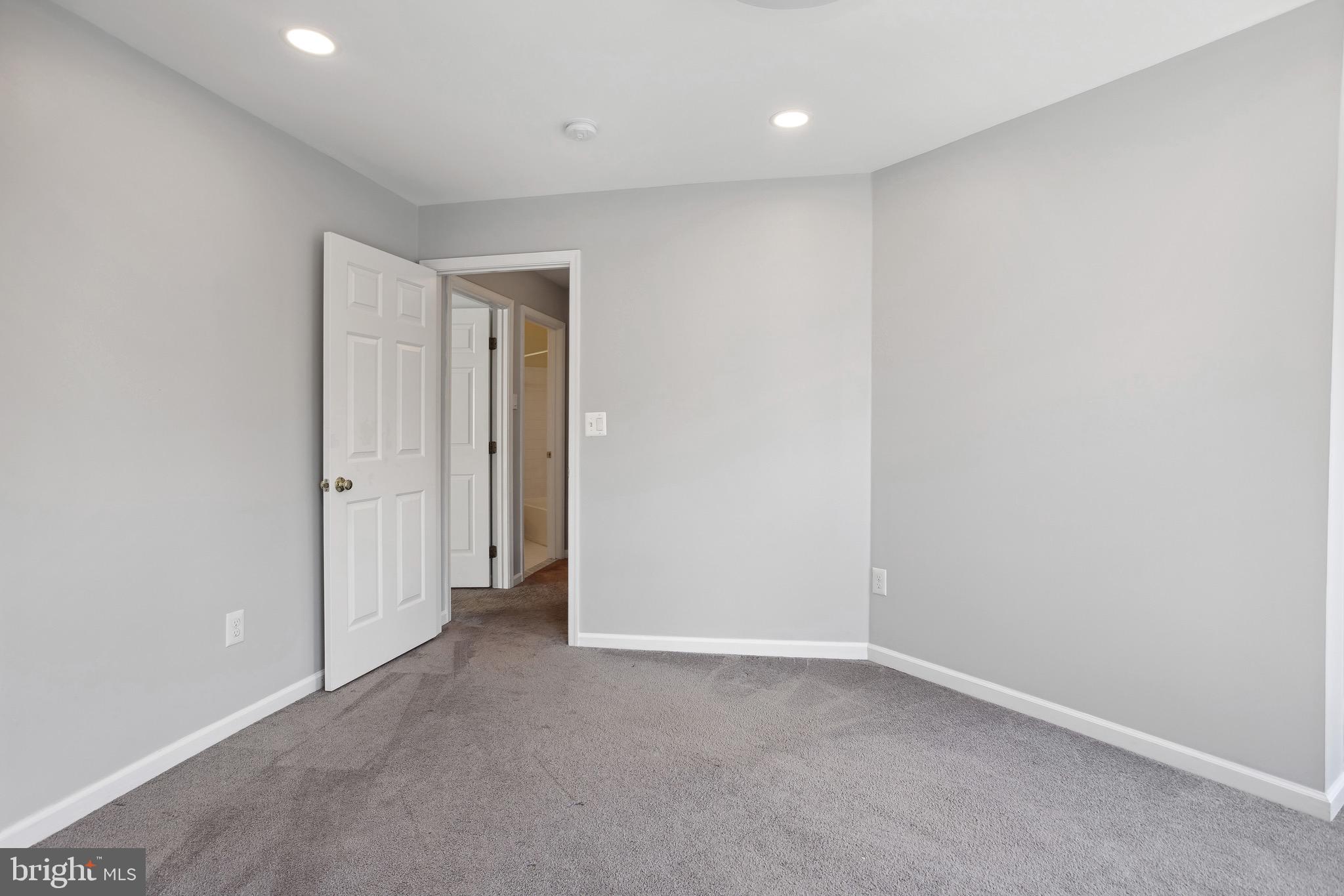5937 Sandy RIDGE