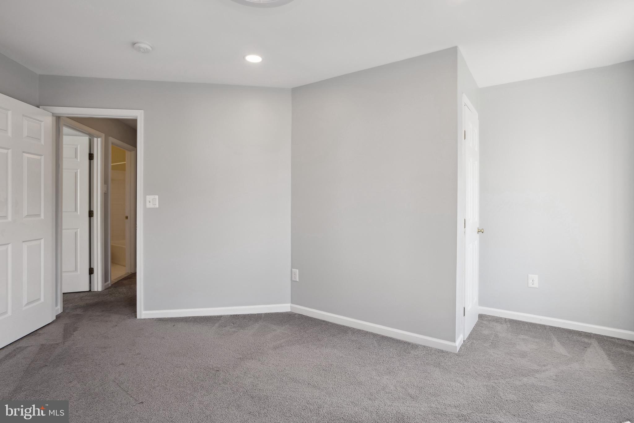 5937 Sandy RIDGE