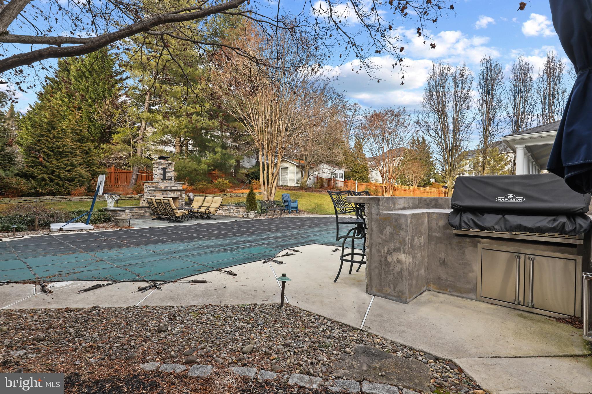 5321 Lynn LANE