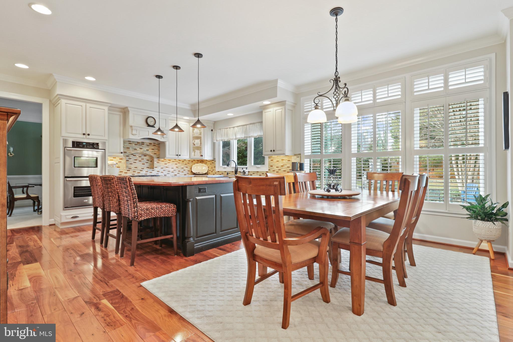 5321 Lynn LANE