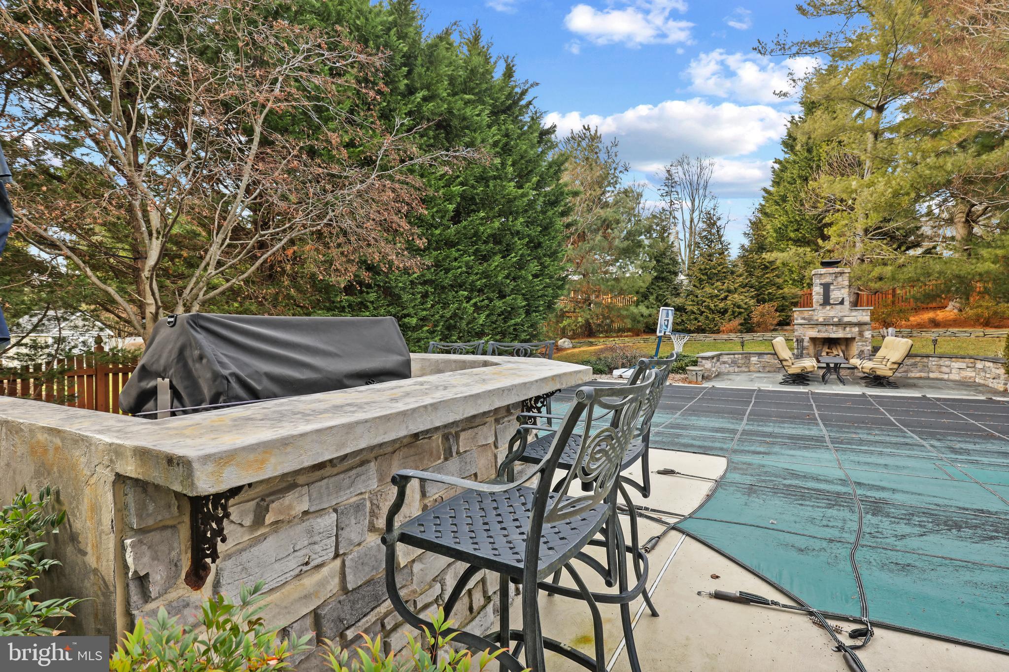 5321 Lynn LANE