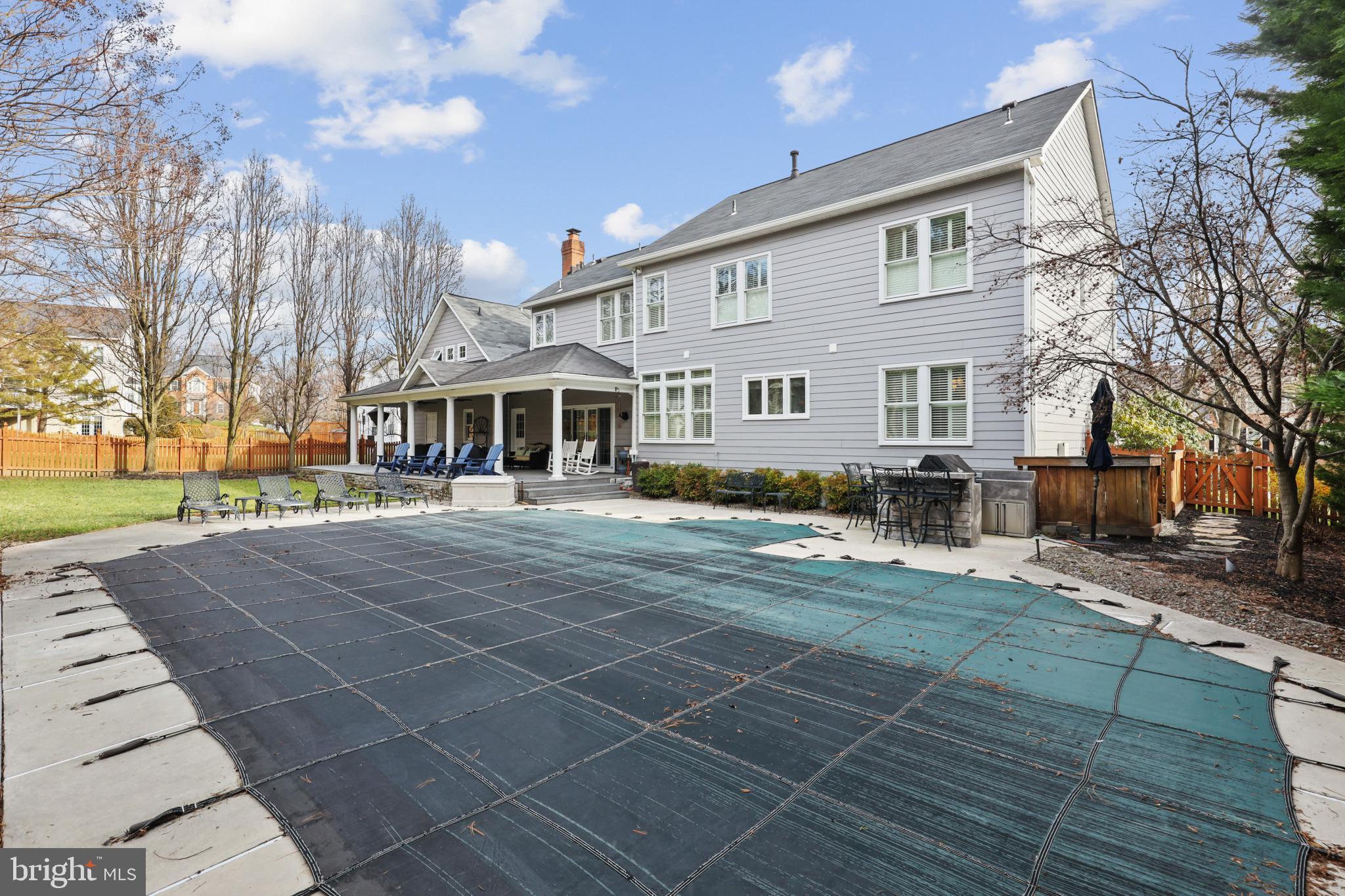 5321 Lynn LANE