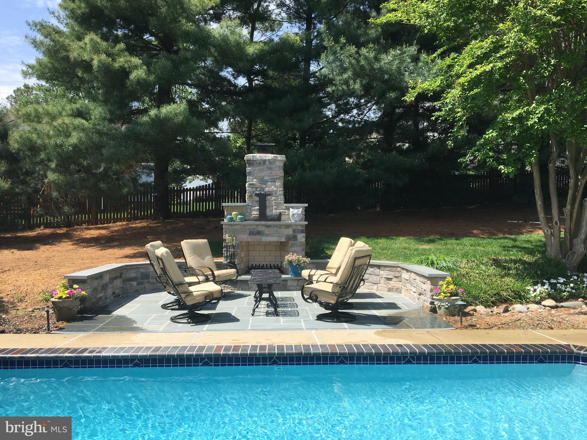 5321 Lynn LANE