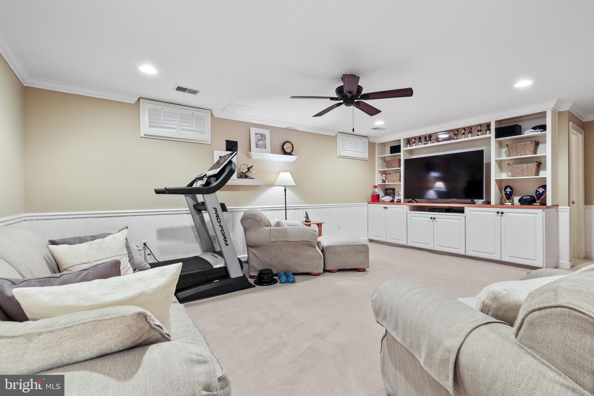 5321 Lynn LANE